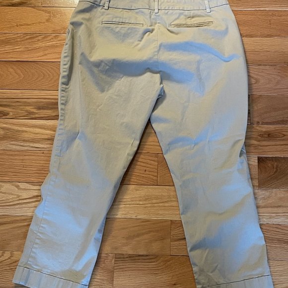 New York and Company Stretch, Size 10, Crop/ Tan - Picture 2 of 3